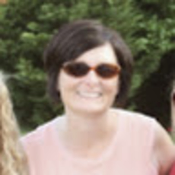 Meet your Posher, Amber - Picture 1 of 1